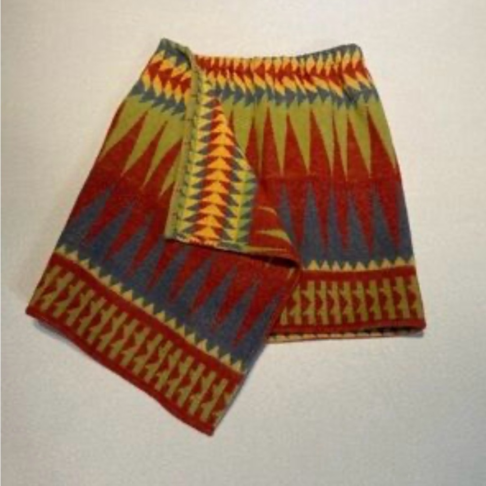 DKNY Wrap Skirt. Southwestern pattern. Multicolored. SZ M.